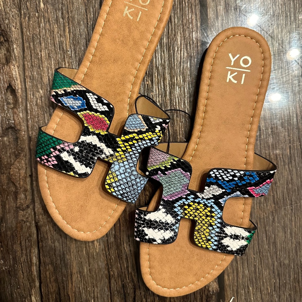 Women’s sandals